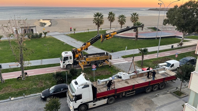 Mahalleli tepkisi sonuç verdi: Baz istasyonu kaldırıldı