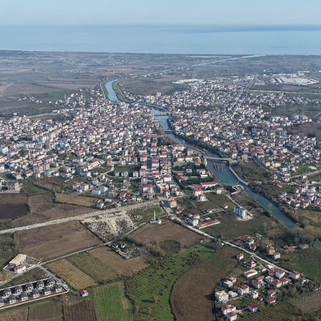 Terme'nin iki yakası yeni bulvar ve köprüyle birleşiyor
Fenk ve Yenimahalle...