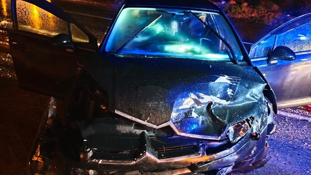 Kırklareli'nde yağışlı yolda zincirleme kaza: 3 araç birbirine girdi, 4 yaralı