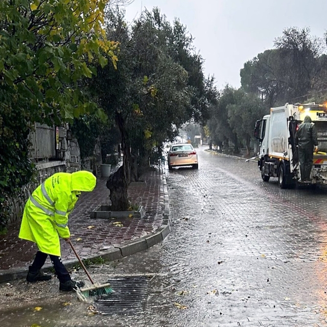 MUSKİ ekipleri yağmur mesaisinde