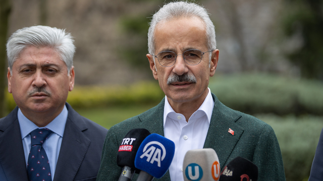 Bakan Uraloğlu'ndan "KAIROS" ve "VIRAT" gemileriyle ilgili açıklama: