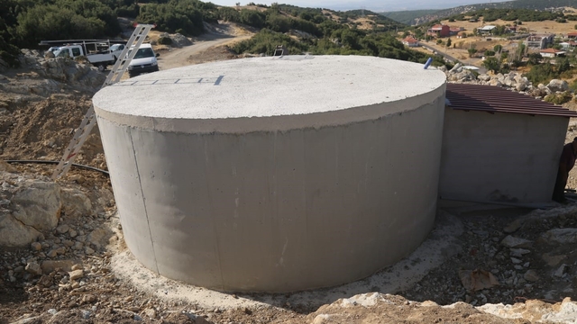 Uşak İl Özel İdaresi çalışmaları hız kesmeden devam ediyor