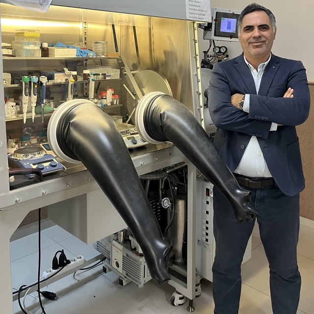 KMÜ'lü akademisyene "Çevre ve Enerji Uygulamaları" kategorisinde birincilik...