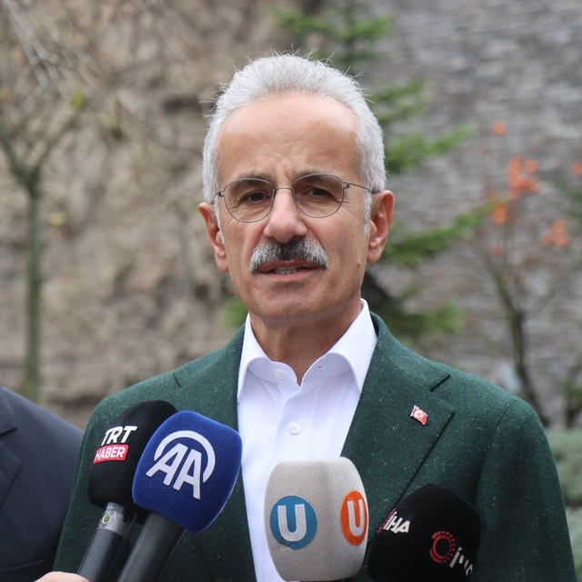 Bakan Uraloğlu'ndan Karadeniz'deki gemilere ilişkin açıklama