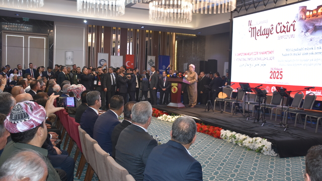 Şırnak'ta "4. Uluslararası Melaye Ciziri Sempozyumu" sürüyor