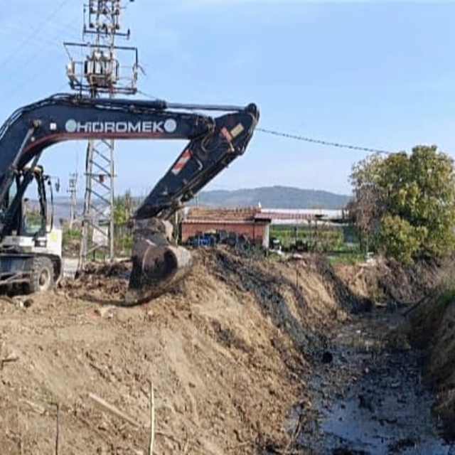Tarım arazileri taşkınlara karşı korunuyor