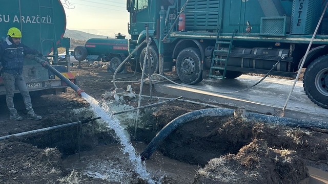 AK Partili Özsoy'dan Develi'ye 'sondaj kuyusu' müjdesi