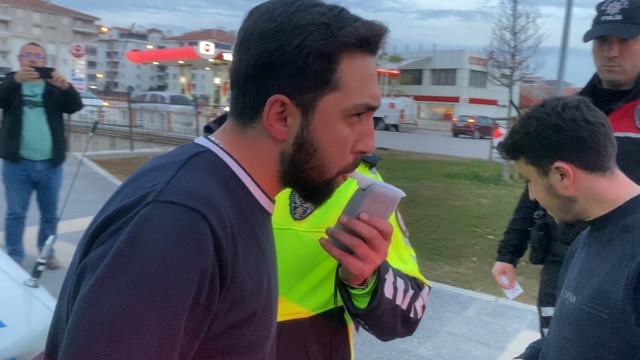 Alkollü sürücü emniyeti alarma geçirdi, ehliyeti daimi iptal edildi