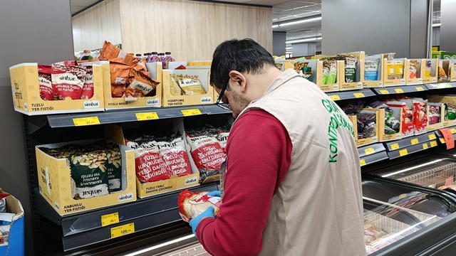 Salıpazarı'nda gıda denetimi yapıldı