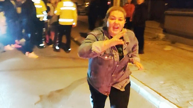 Şoförün kaçtığı kazada sahte şoför planı suya düşünce gazetecilere saldırdı