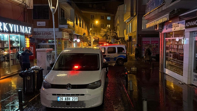 Eskişehir'de 37 yaşındaki Beyza, arkadaşının evinde ölü bulundu