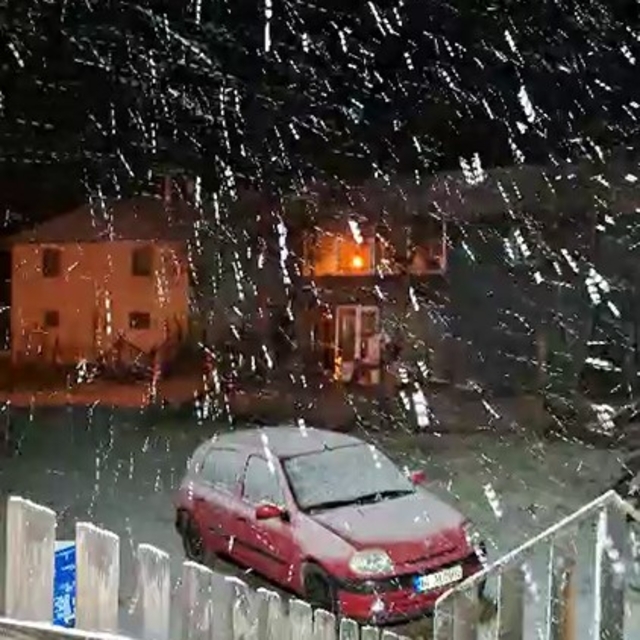 Bolu'nun yüksek kesimlerine kar yağdı