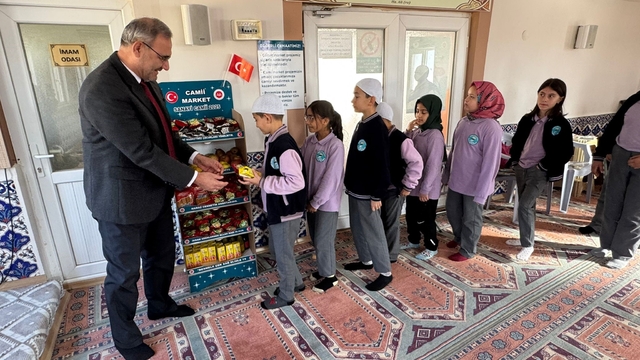 Bilecik'te "Cami Market Projesi"ne anlamlı ziyaret