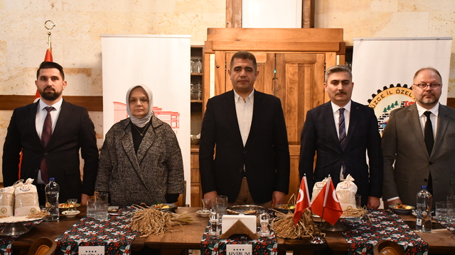 Düzce'de "Anadoludakiler-Konuralp Pirinci Üretim Kompleksi Değer Yaratıyor" projesi tanıtıldı