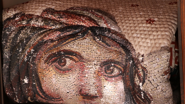 Dünyaca ünlü "Çingene Kızı" motifi Kilis yorganlarına değer katıyor