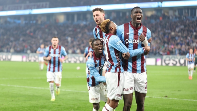 Geri dönüş serisini sürdüren Trabzonspor'da zirve inadı