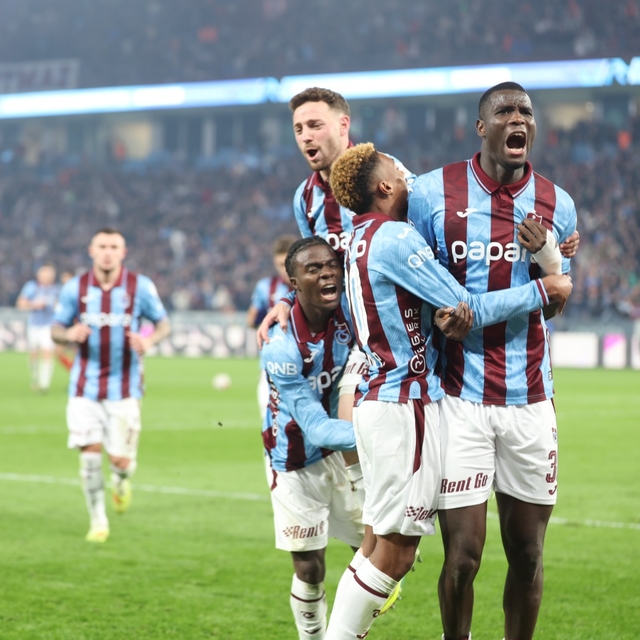 Geri dönüş serisini sürdüren Trabzonspor'da zirve inadı