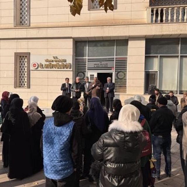 Iğdır'da Umre yolcuları dualarla uğurlandı