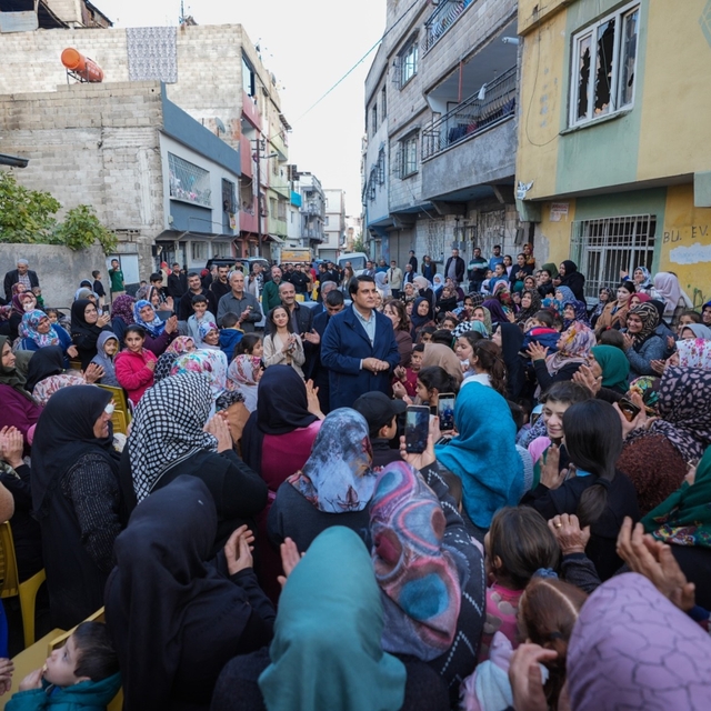 Başkan Yılmaz'ın mahalle ziyareti mitinge dönüştü
Yılmaz: "Şehitkamil'de hi...