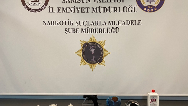 Samsun'da bir binanın çatı katında uyuşturucu madde ele geçirildi