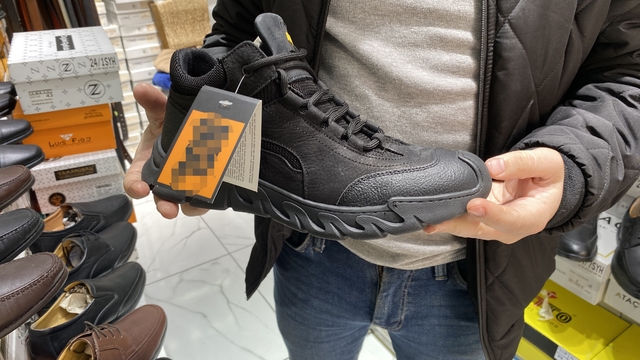 Havaların soğumasıyla birlikte ayakkabı tercihleri değişmeye başladı
Kış mevsiminde nubuk ve deri ayakkabıların kullanılması tavsiye ediliyor