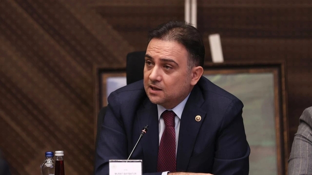 AK Parti'li Baybatur duyurdu:
"İzmir-Manisa-Akhisar karayolunda 118 kilometrelik yenileme süreci başlıyor"