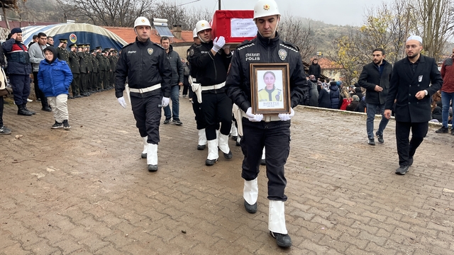 Şehit polis memuru, son yolculuğuna uğurlandı