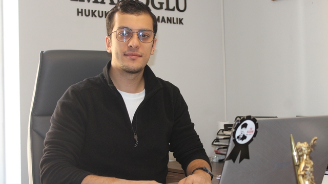 Sosyal medyada karşı cinsin fotoğrafını beğenmek boşanma sebebi
Avukat Tevfik İmamoğlu:
"Eşlerin sosyal medya beğenileri sadakat ve güven ihlali kapsamında değerlendirilecektir"