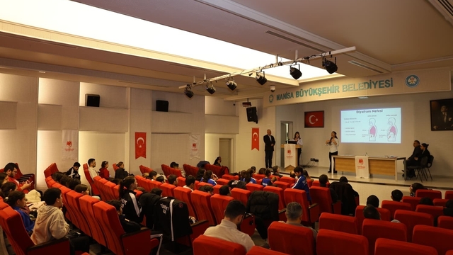 Yunusemre'de 'Temiz Nefes Sağlıklı Gelecek" paneli