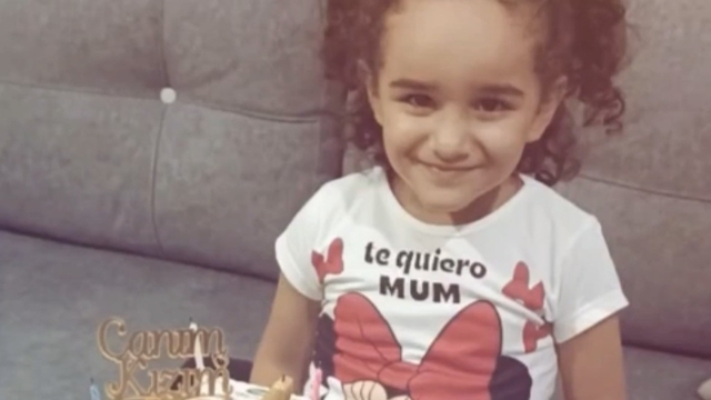 Mardin'de ailesiyle evlerinde ölü bulunan 5 yaşındaki Samyeli'nin doğum günü görüntüleri ortaya çıktı