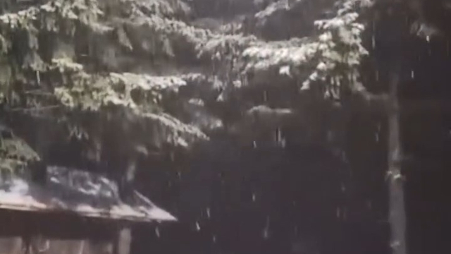 Kartepe'ye mevsimin ilk karı yağdı