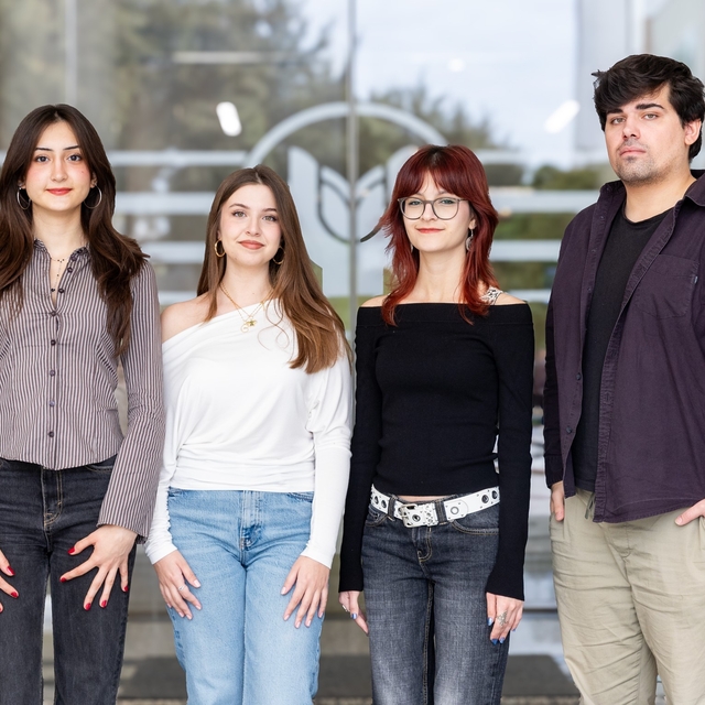 Depremde hayat kurtaracak proje
Mühendis adaylarından afetlere yenilikçi çö...