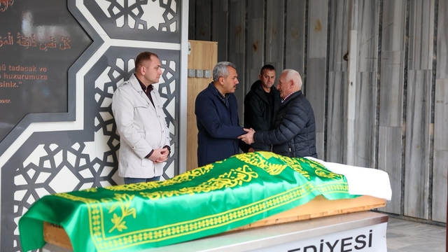 Devlet himayesinde yetişti, son yolculuğuna protokol uğurladı