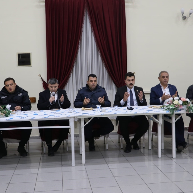 Gürün esnafı Ulu cami için bağış gecesinde buluştu