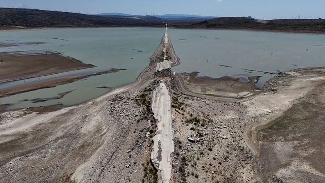 Çeşme'de rekor yağışa rağmen Kutlu Aktaş Barajı'nda doluluk yüzde 1'in altında