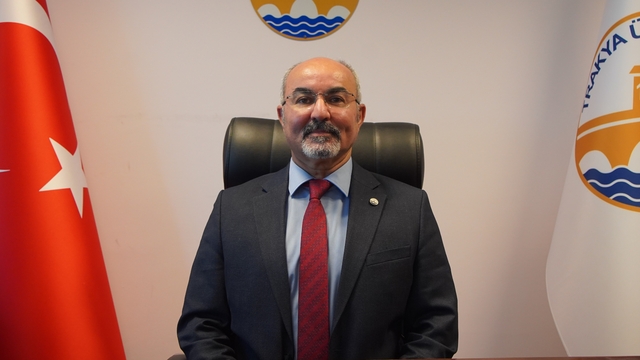 Kışın susuzluk hissi azalsa da günlük sıvı alımı düşürülmemeli