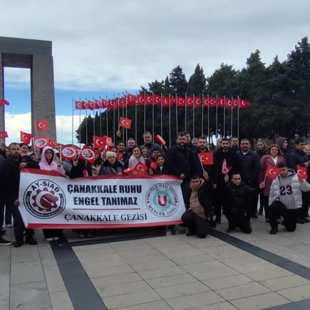 En anlamlı '3 Aralık' etkinliği
Aydın'daki özel çocuklar ve aileleri 'Çanak...