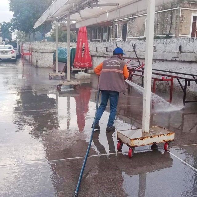 Germencik'te kapsamlı temizlik çalışması
Başkan Zencirci: "Daha temiz bir G...