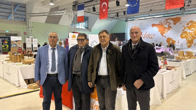 Çameli Belediyesi, Türkiye'yi İtalya'da düzenlenen Cittaslow etkinliğinde temsil etti