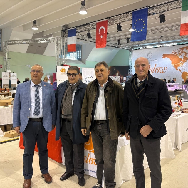 Çameli Belediyesi, Türkiye'yi İtalya'da düzenlenen Cittaslow etkinliğinde t...