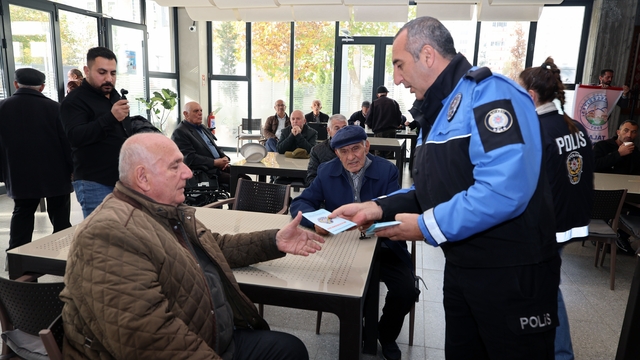 Talas Belediyesinden Selçuklu Evi'nde güvenli telefon kullanımı eğitimi