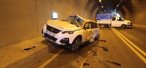 Gümüşhane'de yarım saat arayla meydana gelen iki kazada 1 kişi öldü, 3 kişi...