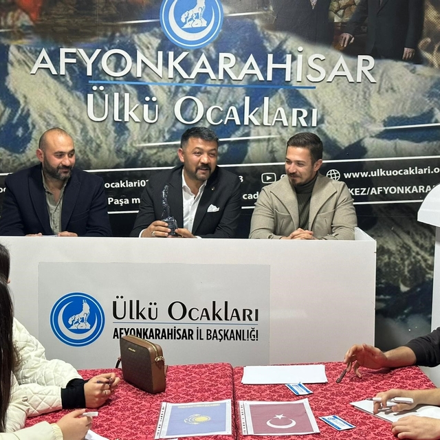 Afyonkarahisar'da Türk Dünyası ve Türk Tarihi konulu bilgi yarışması düzenl...