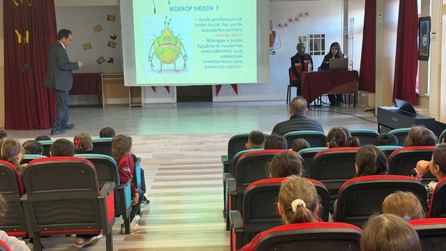 Simav'da öğrencilere "Gıda Güvenilirliği ve Gıda İsrafı" konulu eğitim