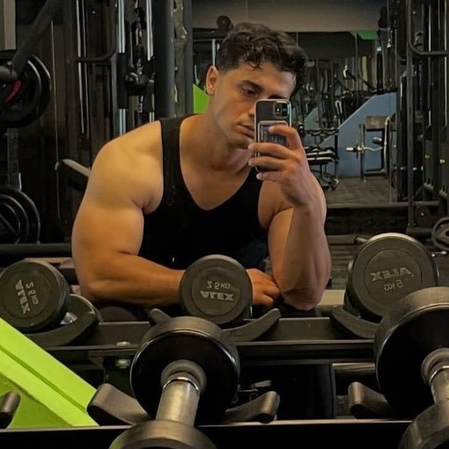 Genç sporcu evinde ölü bulundu