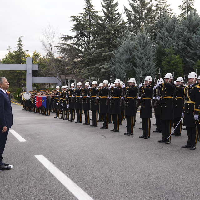 İçişleri Bakanı Yerlikaya, Jandarma Genel Komutanlığı 2025 Yılı Değerlendir...