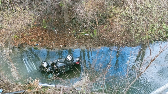 Gümüşhane'de otomobil çaya uçtu; 1 ölü, 1 yaralı