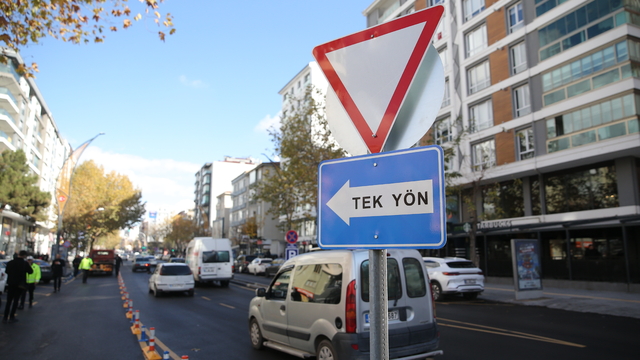 Niğde'de araç trafiğini azaltmak için başlatılan tek yön projesi çalışmaları bitti