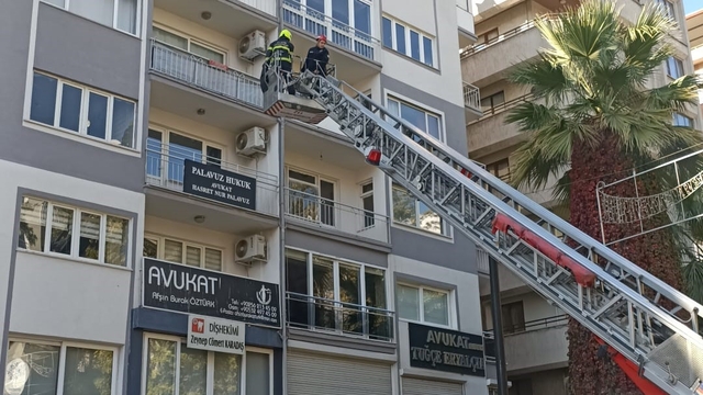 Evde düşen yaşlı kadın ekipleri harekete geçirdi