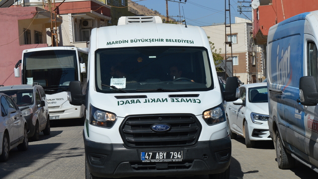 Park halindeki aracında başından vurulmuş cesedi bulundu